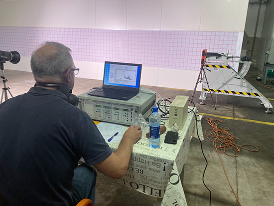 Ispitivanje mehanizama na rotaciji, brzini i pritisku u gasnoj komori.